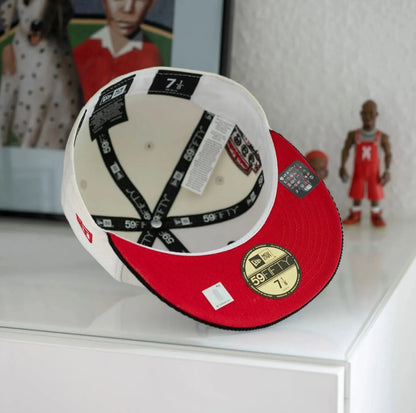 NEW ERA 59FIFTY NBA CHICAGO BULLS ESTABLISHED 1966 TWO TONE / SCARLET UV FITTED CAP